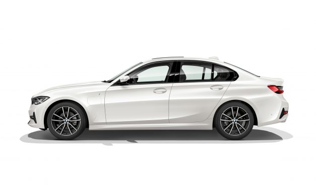 THE NEW BMW 330e SALOON