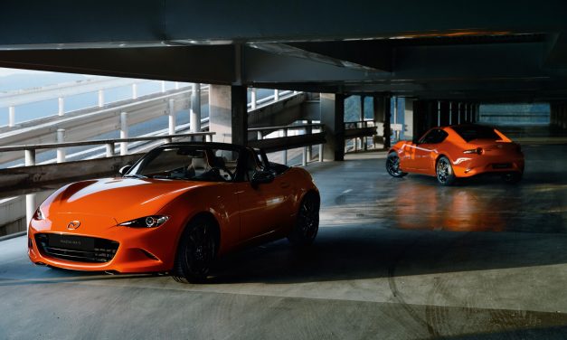 MAZDA UNVEILS MX-5 30TH ANNIVERSARY EDITION IN RACING ORANGE