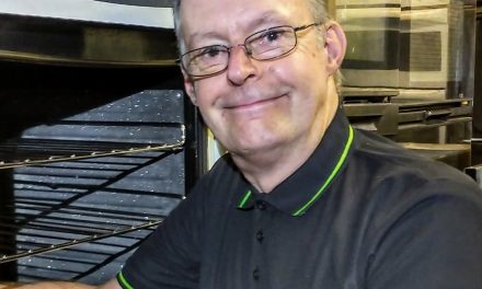 Ovenu – with three franchises in Wales – named ‘Rising Star’ of UK franchise sector in Top 100 honour