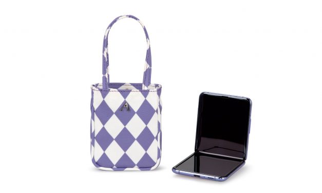 Samsung Partners with British Designer Ashley Williams to Launch Bespoke Micro Bag that Perfectly Fits Your Phone