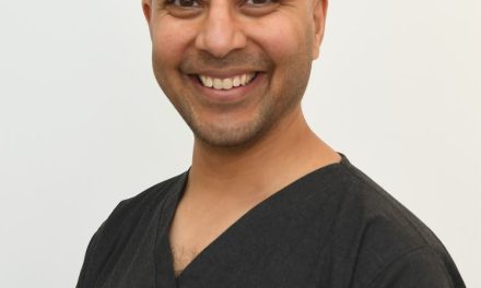 BANGOR BORN SURGEON IS FIRST TO BRING BRAND NEW STEM CELL TREATMENT TO THE UK