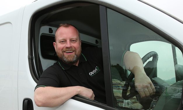 The Return of the Dinner Party in North Wales is less Downton Abbey, more Come Dine With Me, says oven cleaner Phil