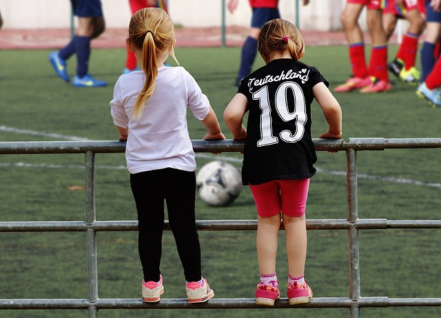 3 Ways to Get Your Daughter Into Sports – and Keep Them Interested