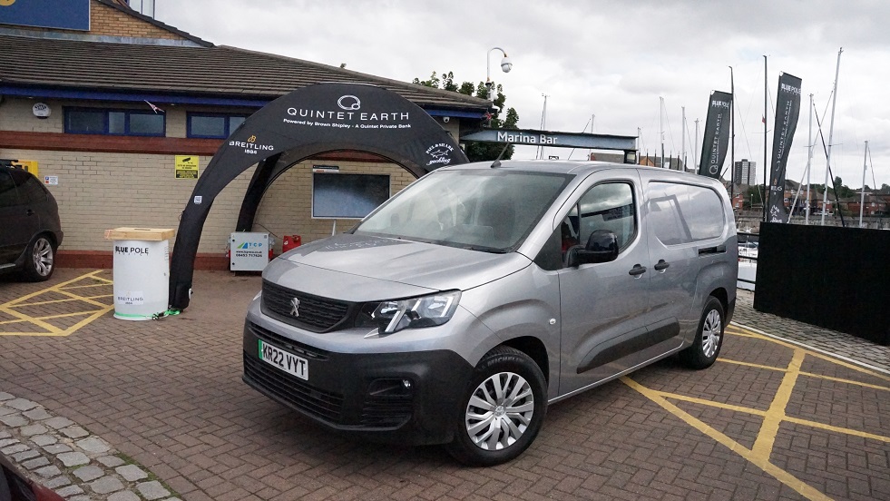 PEUGEOT supports adventurers The Turner Twins on their UK tour in hydrogen powered sailing boat