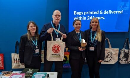 Salvage shopper wins gold award