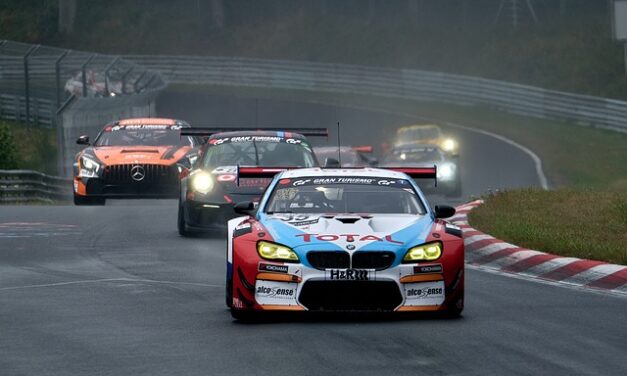 Maximizing Performance at Brands Hatch with the SOLO DL GPS Lap Timer