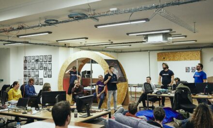 Aspiring Welsh entrepreneurs urged to apply for ground-breaking start-up accelerator programme