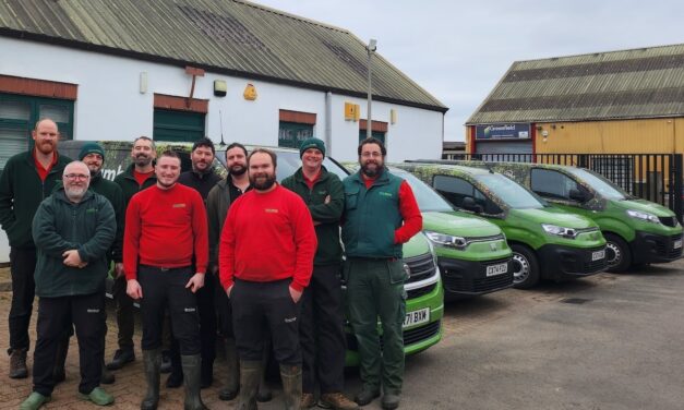 Cardiff based lawn care franchise wins prestigious national business award