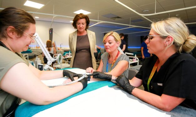 First Minister praise for £14m health complex and new Welsh language centre of excellence on Wrexham visit