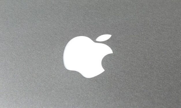 Apple Earnings Preview: Navigating Growth, Tariffs, and AI Innovation