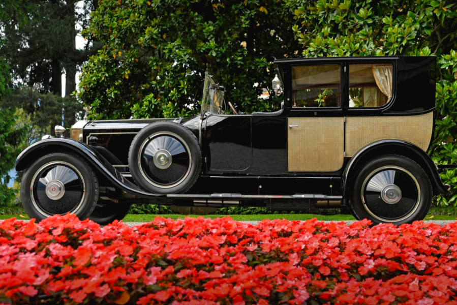 Rolls-Royce celebrates 100 years of Phantom at Goodwood Revival 2025