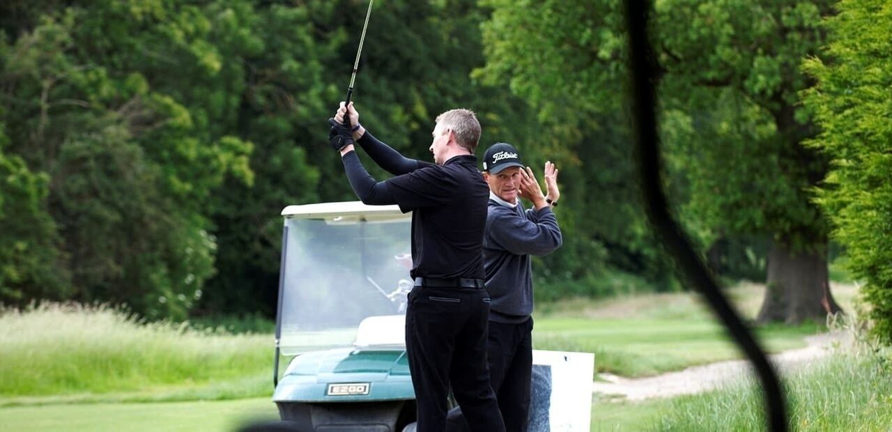 Tee off with the pros: Experiences.co.uk launches expert golf days