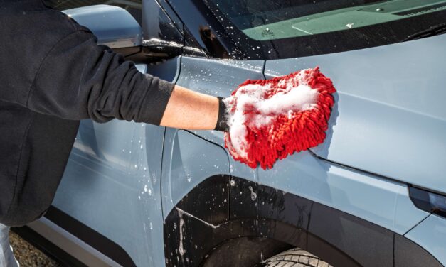 Ditch the pants and socks order! Men are more likely to prefer car care gifts this Christmas