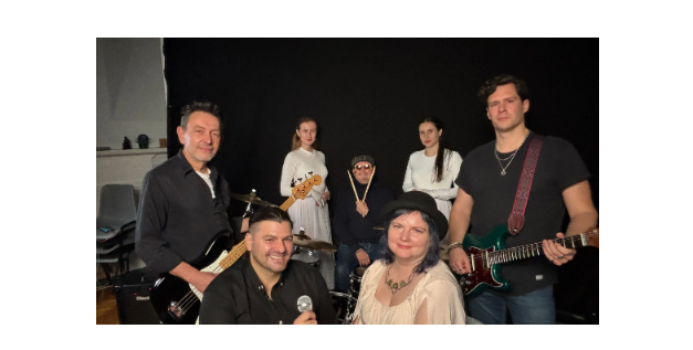 JD DAYS ANNOUNCES CHRISTMAS ANTHOLOGY — A CINEMATIC MUSICAL JOURNEY OF LOVE, FORGIVENESS & FESTIVE MAGIC