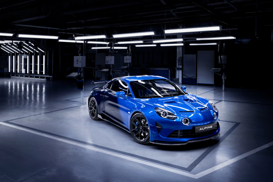 Alpine A110 continues to win awards even as it enters final months of production