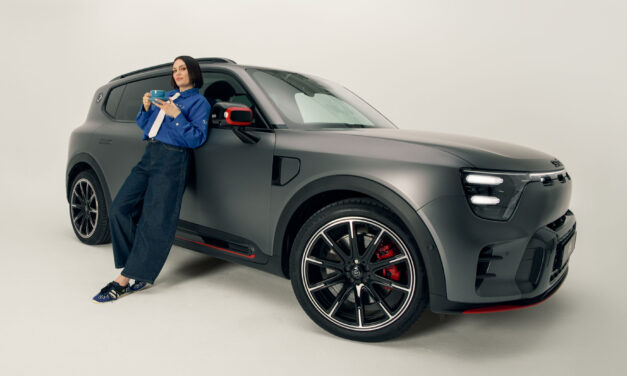 smart and Jessie J team up for brand campaign “Change of Perspectives”